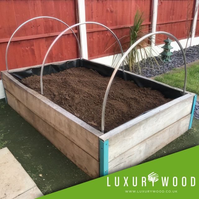Garden raised bed